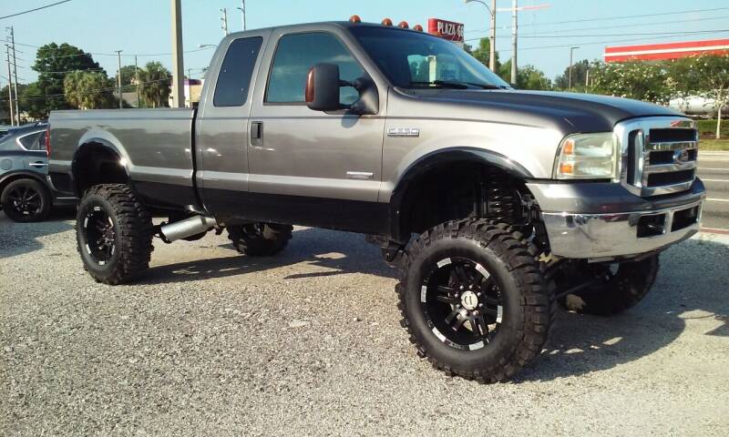 2006 Ford F-350 Super Duty for sale at Pinellas Auto Brokers in Saint Petersburg FL