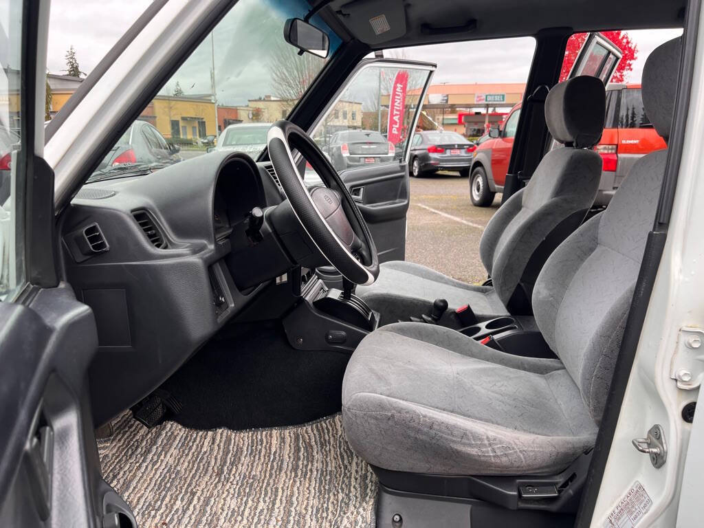 1997 Geo Tracker for sale at PLATINUM AUTO SALES INC in Lacey, WA