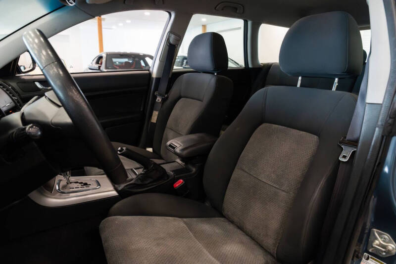 2005 Subaru Outback 2.5i