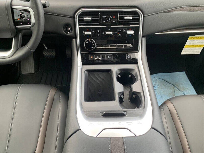 2025 Nissan Armada SL