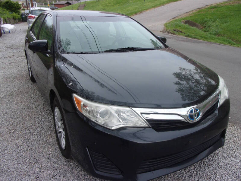 Image 2 of 2013 Toyota Camry Hybrid LE