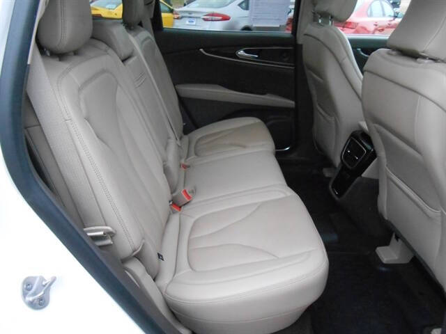 2021 Lincoln Nautilus Reserve