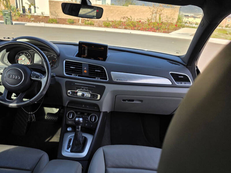 2016 Audi Q3 2.0T quattro Premium Plus