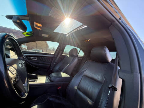 2015 Ford Taurus SEL