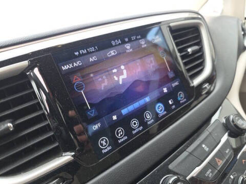 2017 Chrysler Pacifica Touring