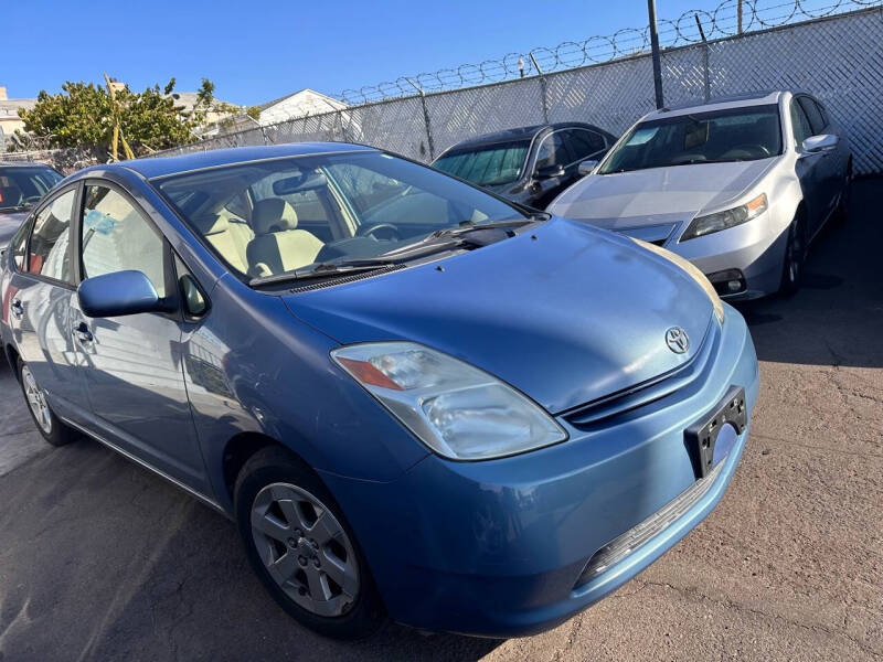 2005 Toyota Prius Base photo 2