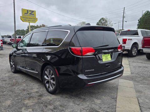 2017 Chrysler Pacifica Limited