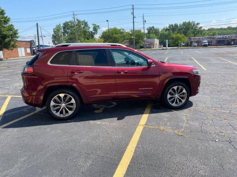 2019 Jeep Cherokee Overland