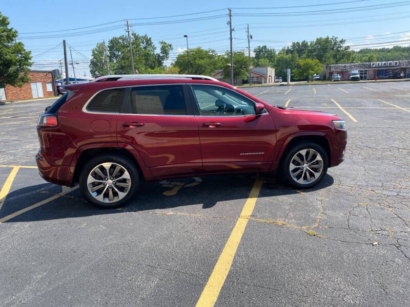 2019 Jeep Cherokee Overland