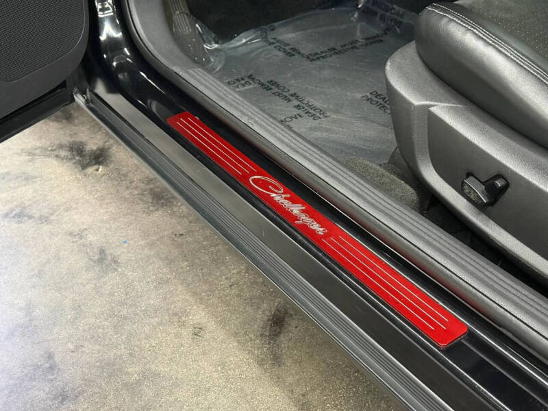 2009 Dodge Challenger SRT8
