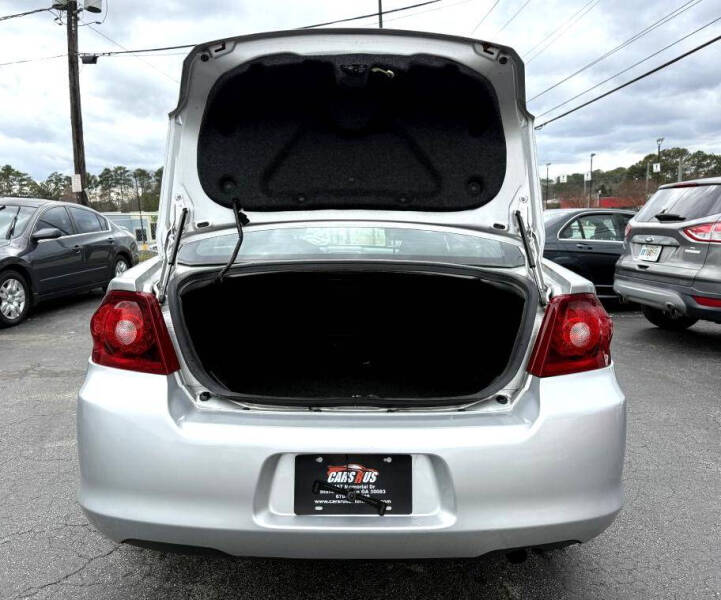 2012 Dodge Avenger SE