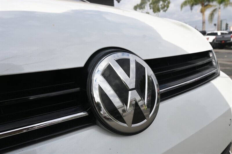 2019 Volkswagen Golf R 4Motion