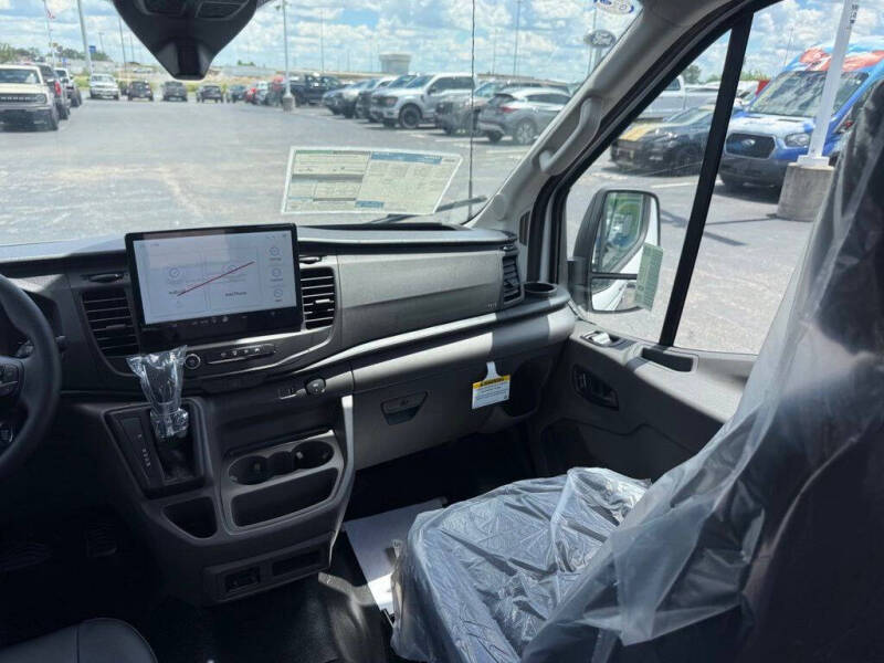 2026 Ford Transit 250