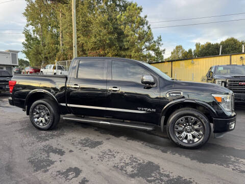 2017 Nissan Titan Platinum Reserve
