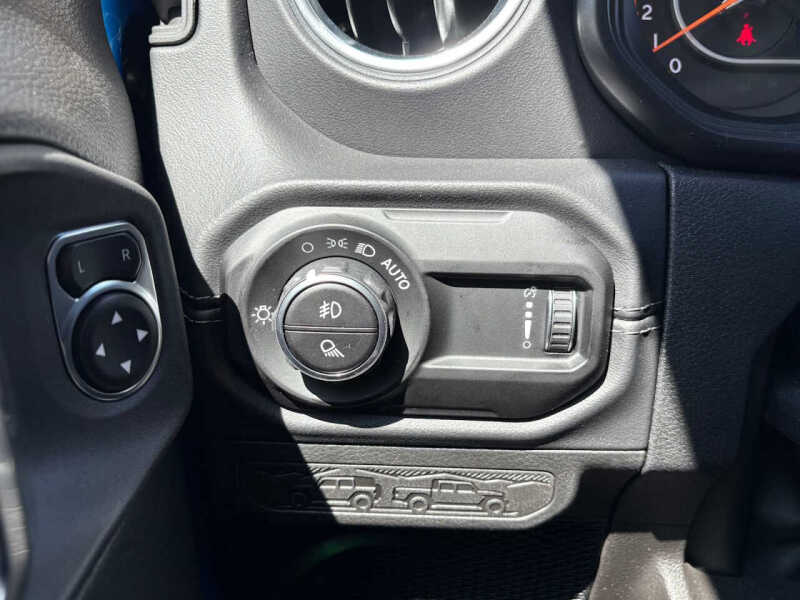 2025 Jeep Gladiator High Tide