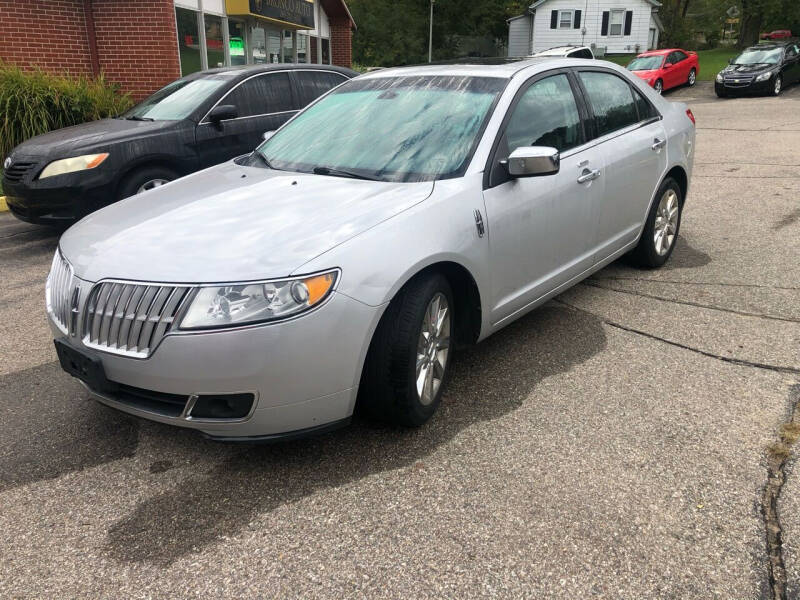 2010 Lincoln MKZ for sale at Bronco Auto in Kalamazoo MI