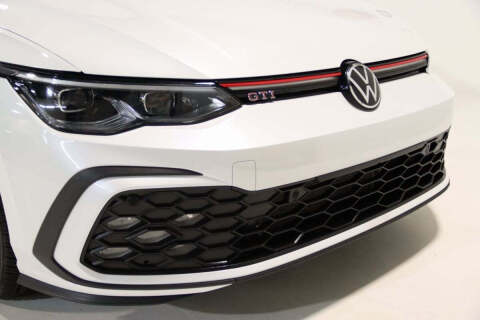 2022 Volkswagen Golf GTI SE