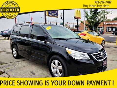2009 Volkswagen Routan for sale at AutoBank in Chicago IL