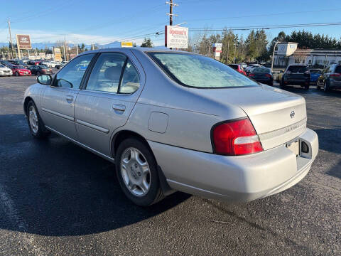 2001 Nissan Altima GLE
