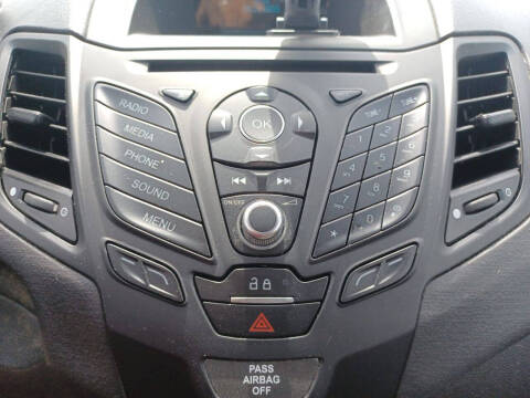 2016 Ford Fiesta SE