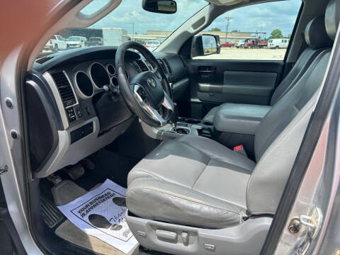 2014 Toyota Sequoia SR5