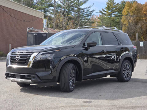 2025 Nissan Pathfinder SL