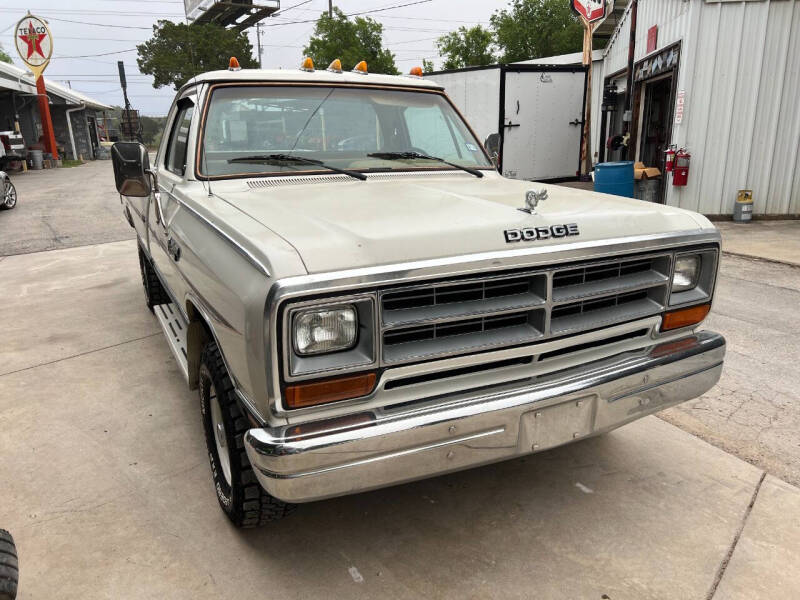 1987 Dodge W series's photo