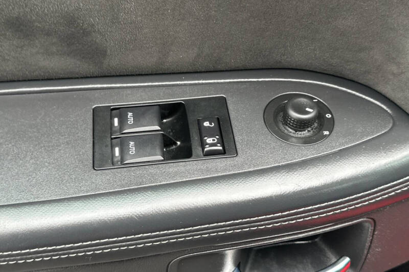 2009 Dodge Challenger SRT8