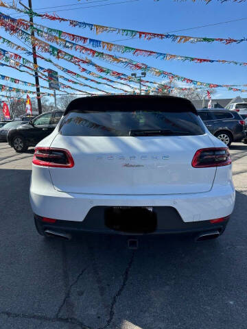 2018 Porsche Macan