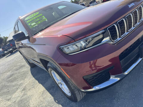 2023 Jeep Grand Cherokee L Laredo