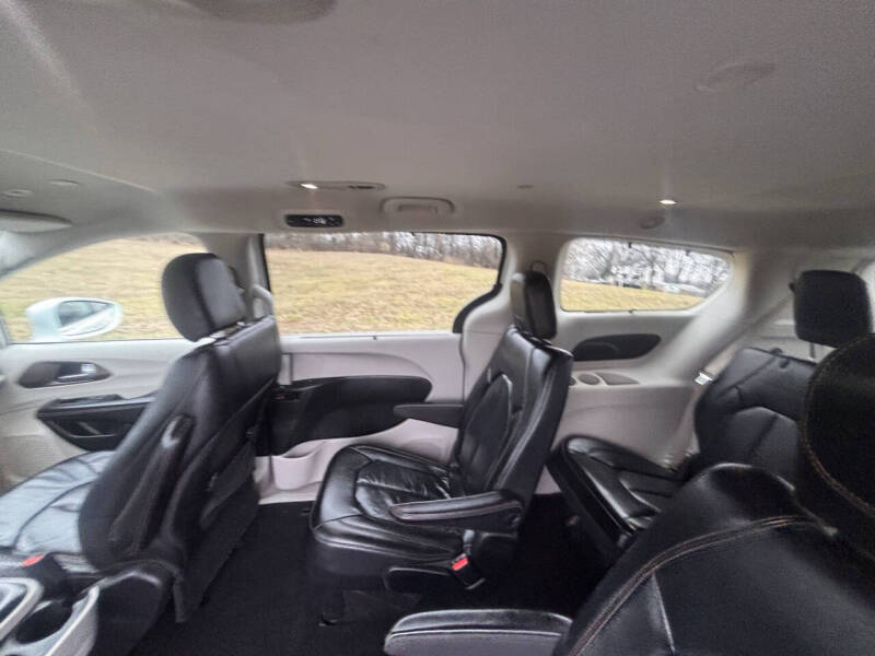 2018 Chrysler Pacifica Touring L