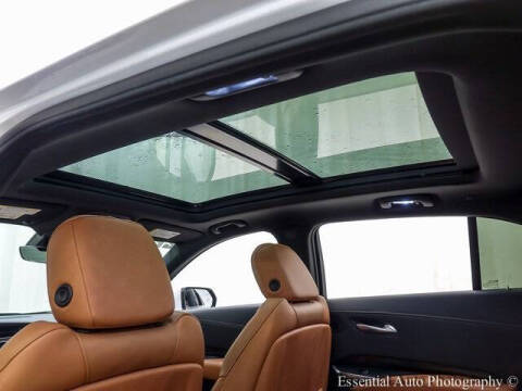 2022 Cadillac XT4 Premium Luxury