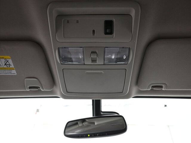 2019 Nissan Titan SV