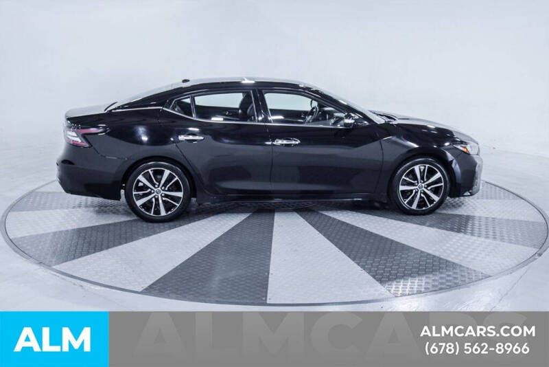 2023 Nissan Maxima