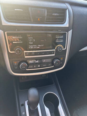 2017 Nissan Altima 2.5 SV