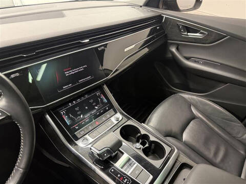 2021 Audi Q8 quattro Premium 55 TFSI