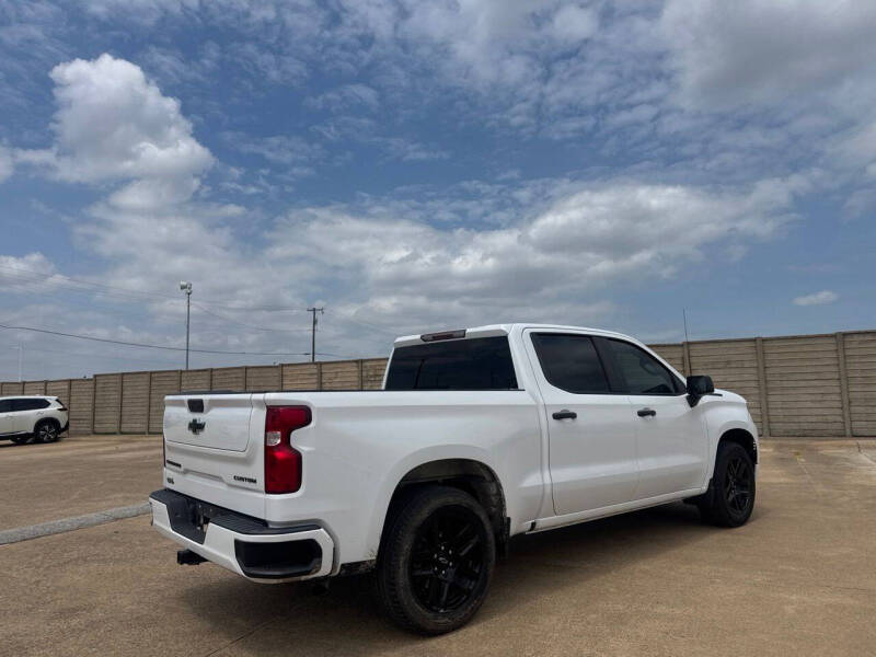 2023 Chevrolet Silverado 1500 Custom