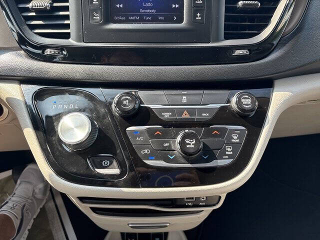 2017 Chrysler Pacifica Touring