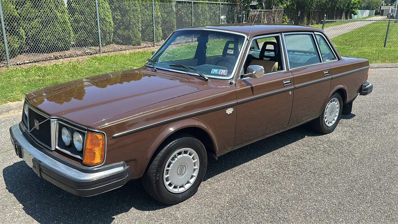 1979 Volvo 244DL 54