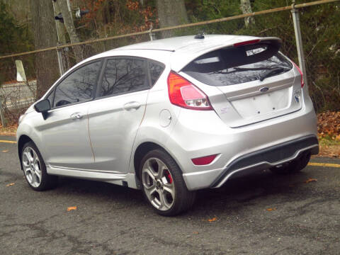 2012 Ford Fiesta SE