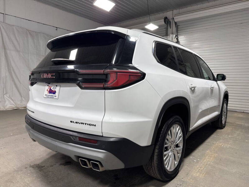 2024 GMC Acadia Elevation