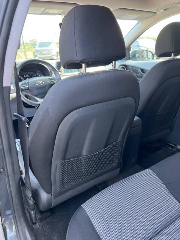 2021 Hyundai Kona SEL Plus