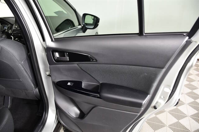 2024 Mitsubishi Eclipse Cross LE