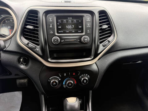 2016 Jeep Cherokee Sport Altitude