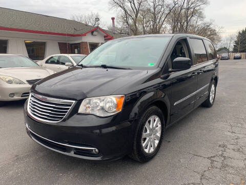 2016 Chrysler Town and Country Touring