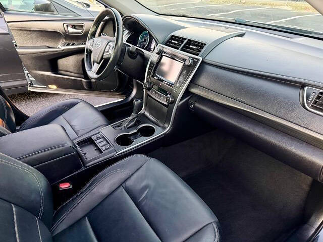 2015 Toyota Camry Hybrid XLE