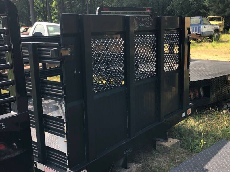 Knapheide Platform Stake Body
