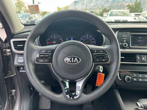 2017 Kia Optima LX