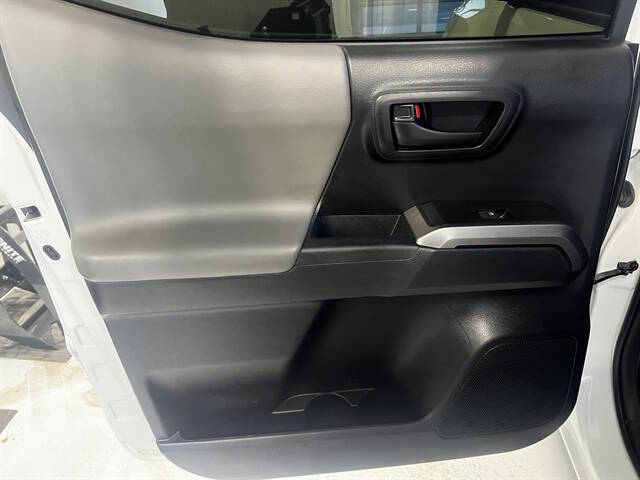 2020 Toyota Tacoma SR5 V6