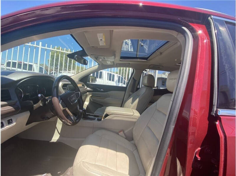 2018 GMC Acadia Denali